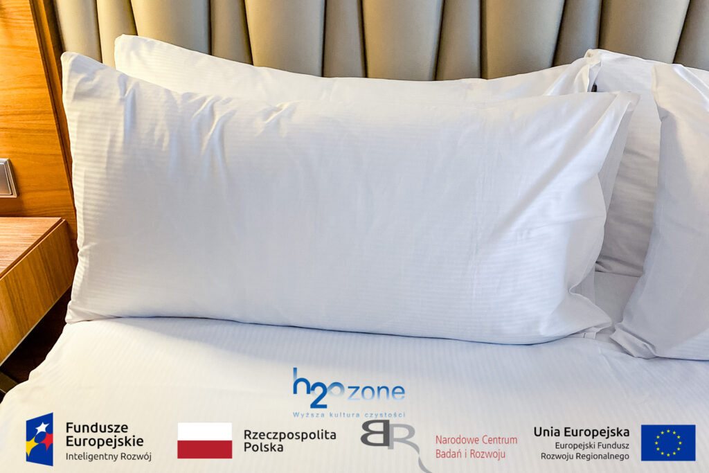 Bielenie tekstyliów hotelowych dzięki procesowi ozonowania